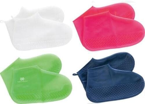 「防水性」「使用感」「すべりにくさ」でテスト イメージ