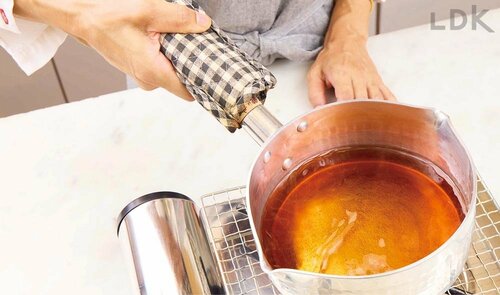 ２：グラニュー糖を溶かす イメージ