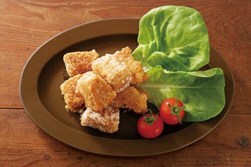 こんにゃくや豆腐は冷凍するとお肉のような食感になります