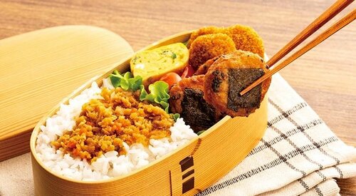 和風味やごぼう入りで大人も大満足のお弁当 お弁当向け冷凍食品おすすめ イメージ