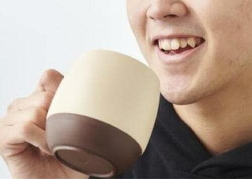 冷めにくく口当たりもいい ダイソー「保温効果のあるマグカップ」 イメージ2