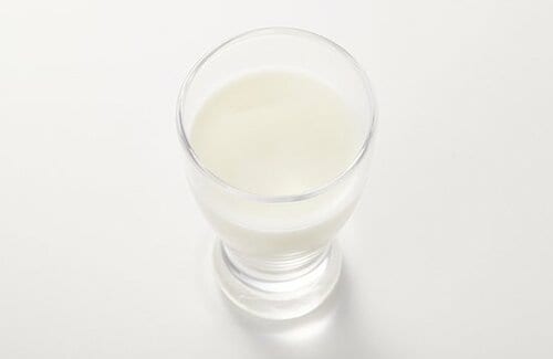 15位: 【15位】酸味が爽やかな明治「ブルガリア」 飲むヨーグルトおすすめ イメージ
