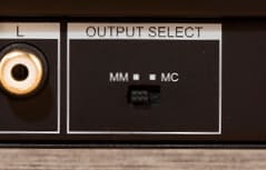 耐久性の高いボディに高音質フォノアンプを内蔵 レコードプレーヤーおすすめ イメージ2