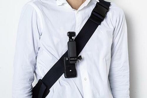 両手がフリーになるカバンクリップが超便利！ イメージ2