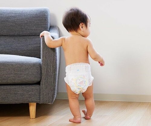 パンツタイプの紙おむつとは？ テープからいつから移行？ パンツタイプ紙おむつおすすめ イメージ