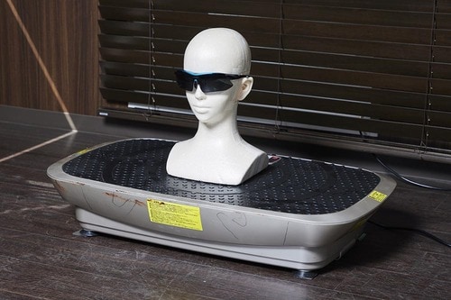 激しく動いてもズレない イメージ