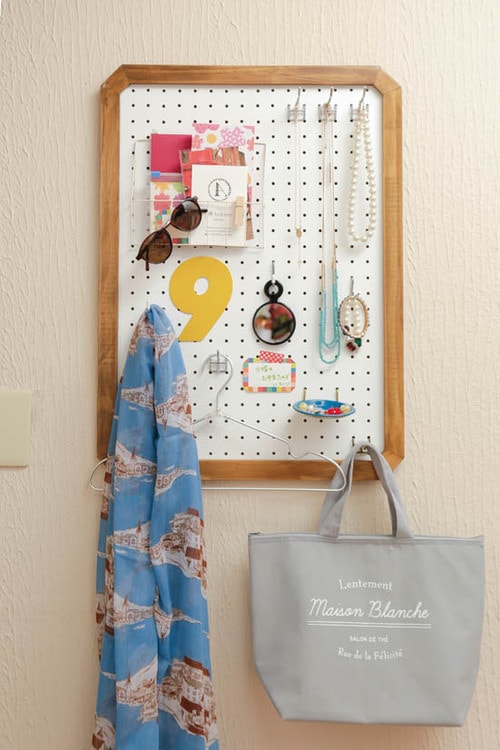 ③あれもこれも壁収納できるniko and…の有孔ボード イメージ