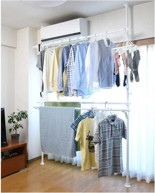 窓際に設置できる突っ張りタイプ 折りたたみ室内物干しおすすめ イメージ