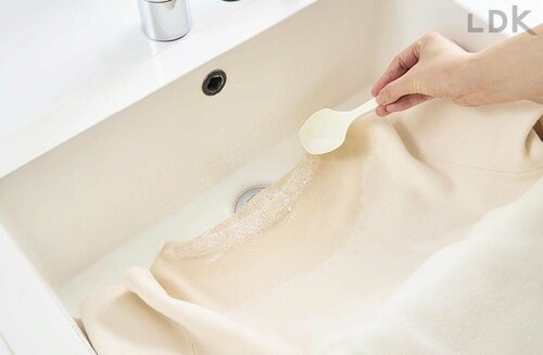 2:洗剤&漂白剤を塗布 粉末タイプの酵素系漂白剤のおすすめおすすめ イメージ2