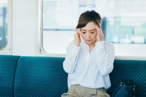 ツラ~イ頭痛の原因って?対策や頭痛薬を紹介 イメージ