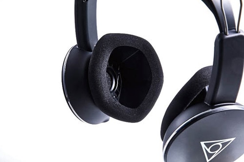 オープンと密閉に切り替えできるワイヤレス対応ヘッドホン イメージ2