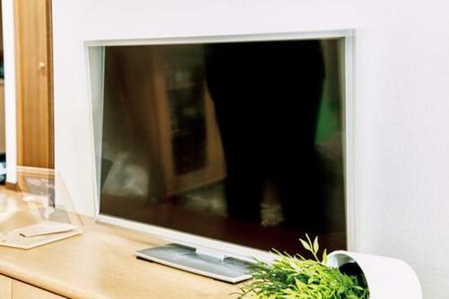 震度5強でもヘッチャラ!大型テレビもグラつきません