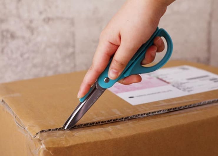 「もう戻れない」Amazon段ボールにピッタリすぎるアイデアグッズ