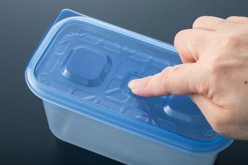 13製品がフタにひと工夫開閉しやすさにつながってます 保存容器おすすめ イメージ2