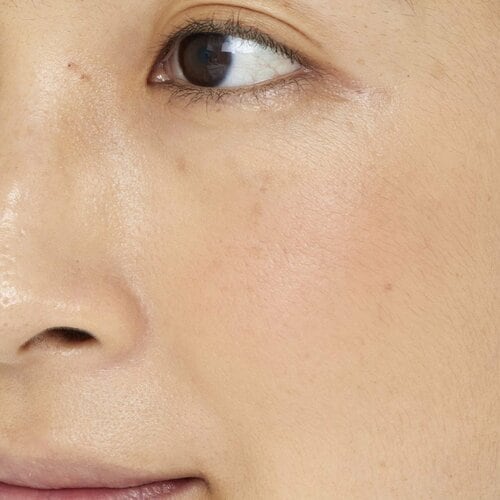 内側からにじむような発色でトレンド感満載! リップチークおすすめ イメージ2