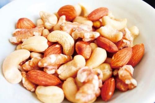 【ギモン2】間食は絶対ダメ？ イメージ2