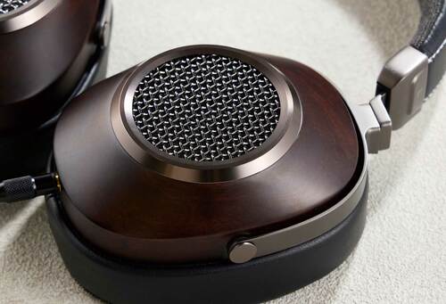 高解像度となめらかな聴き心地を両立 開放型ヘッドホンおすすめ イメージ