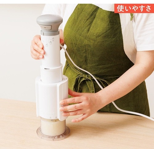 シンプルな操作で初見でも難なく使えちゃう！ フローズンデザートメーカーおすすめ イメージ
