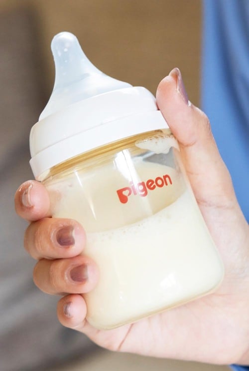 くびれがあるので持ちやすい 哺乳瓶おすすめ イメージ