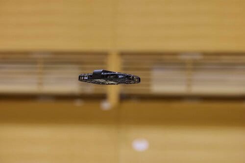 結果：ちょっと操作しにくいけどそもそも操作目的の製品ではない ドローン,自撮りおすすめ イメージ