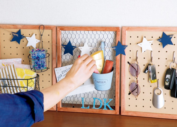 niko and...の壁収納にそっくり!? セリアで高見え収納を再現！