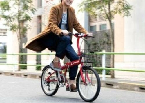 Amazonの折りたたみ自転車はすぐに乗れるフル装備が人気です