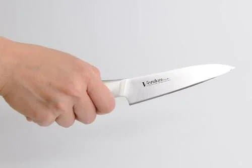 ペティナイフ(洋包丁):小さい食材向け 包丁おすすめ イメージ