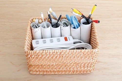 日用品や事務用品ですぐデキる！ ケーブル収納・整理の0円アイデア イメージ9