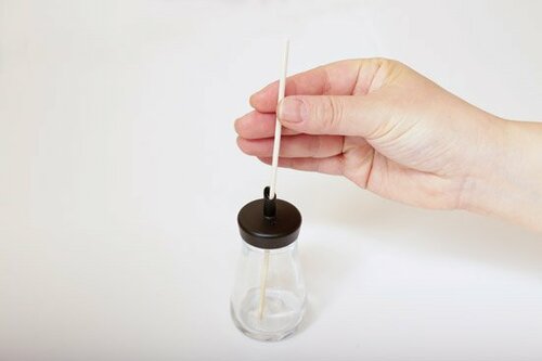 無印商品3点で作るミニディフューザー