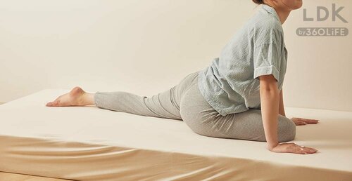おやすみ前のストレッチはおしりと太ももを重点的に！ イメージ