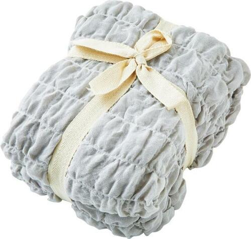 シワ加工がゴージャス!ニトリ「フリーカバー 小さめサイズ」 イメージ