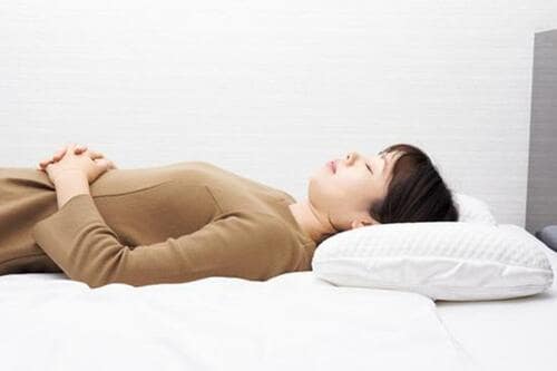 おすすめ15:高さが10ヵ所調整できる枕