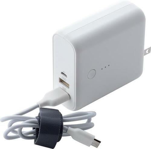 12位: 同時充電可の「USB用モバイルバッテリー」 イメージ