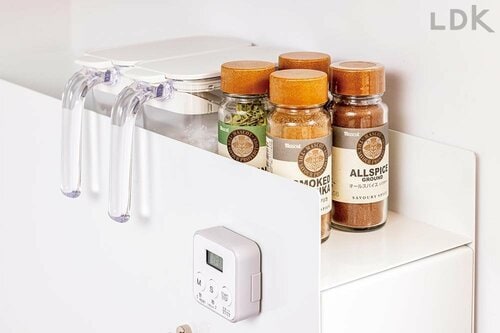 直置きをやめて油汚れも防げる！ イメージ