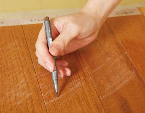 傷の補修力がピカイチ! 建築の友 住まいのマニュキュア イメージ