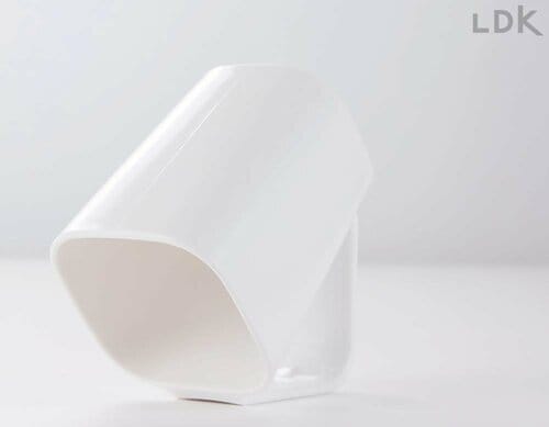 フチが浮いて水が切れる カインズの組立式ケース、小物収納ボックス、冷蔵庫回転台、歯ブラシスタンドコップおすすめ イメージ