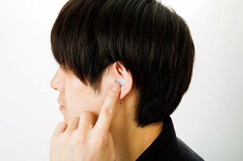 ［耳栓］耳の穴の形状にアジャストシリコン性の耳栓です イメージ2