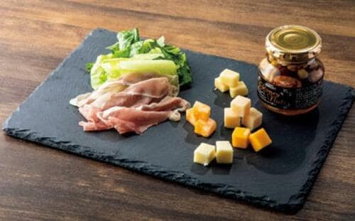 パーティーにピッタリ！サイズが大きい3COINS イメージ