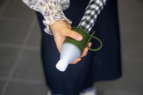 濡れた傘をさっと覆える タケノコ「雨傘カバー 長傘用」