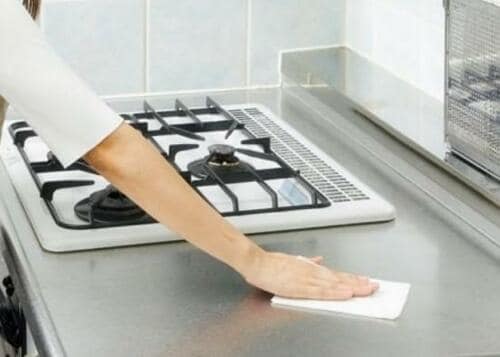 コンロ周りはセスキシート！ レックならサッと拭きで落ちます イメージ