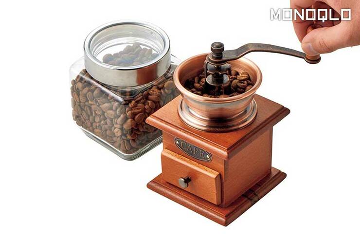 コスパ高で旨いコーヒーを飲める！ 手挽き派におすすめなミルとドリッパー(MONOQLO)のイメージ