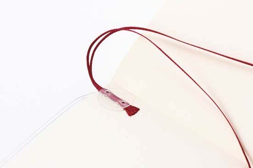 ①Wスピン仕様のしおりシールで手帳の開きやすさも倍増します