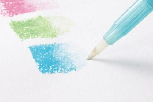 水筆がセットでついて ぼかしも楽しめるぺんてる イメージ4