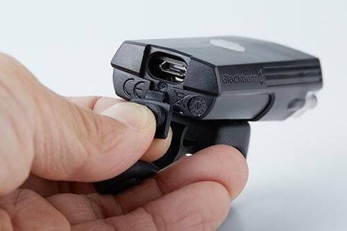 9位: デイタイムモードで日中もアピールBLACKBURN「DAYBLAZER 400 FRONT」 イメージ3