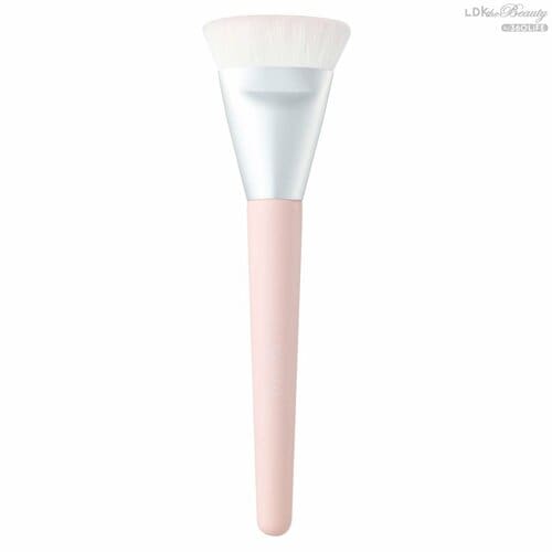 オーバル型 ファンデーションブラシおすすめ イメージ