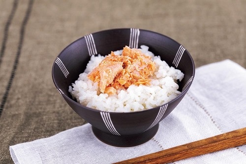 適度に脂がのった紅鮭を生かす味付けが至高の逸品
