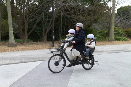 1人乗せ×平坦な道ならなめらかに走れる ブリヂストン bikke MOB ddおすすめ イメージ3