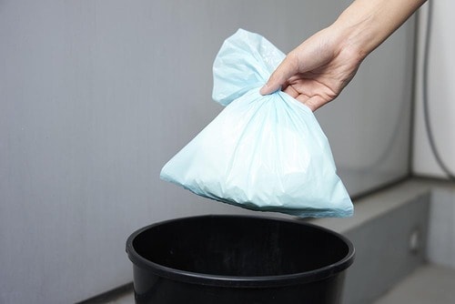 結んでポイで臭わない! クロリン化成「うんちが臭わない袋」