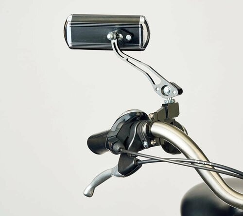 邪魔になりにくさ：幅はやや広いが気になるほどでない 自転車用ミラーおすすめ イメージ