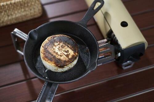 スキレットで焼いて簡単フォンデュに イメージ